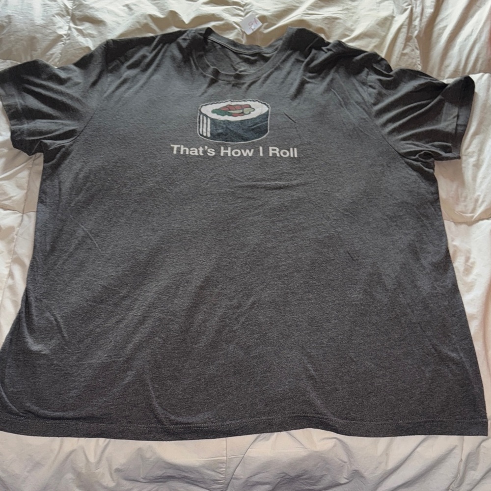 Gently Used Amazon “That’s How I Roll” Distressed Sushi Gray Short-Sleeve Tee